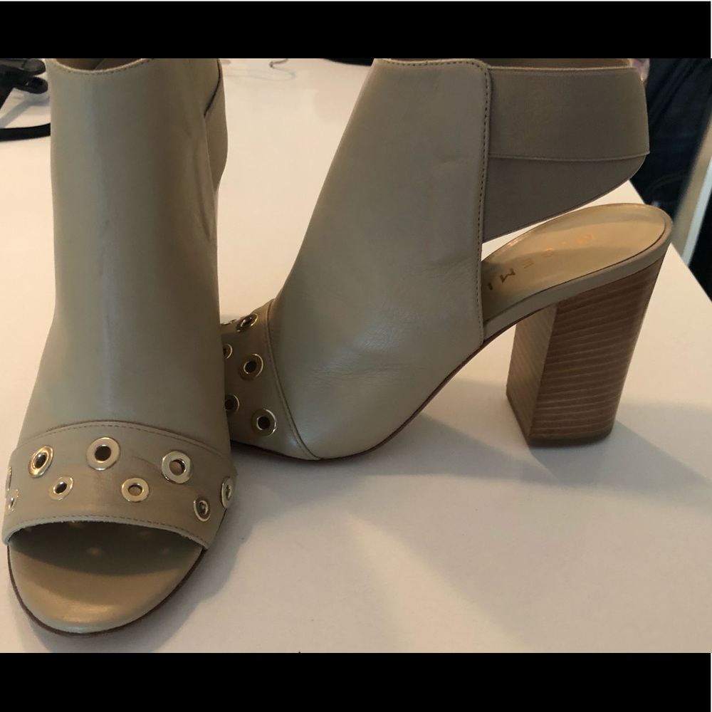 Nude peep toe heels